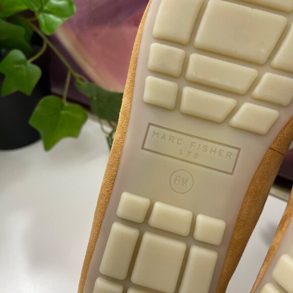 Marc Fisher LT Suede Moccasin Tassel Loafers in Medion Natural Size 6 - Picture 13 of 15